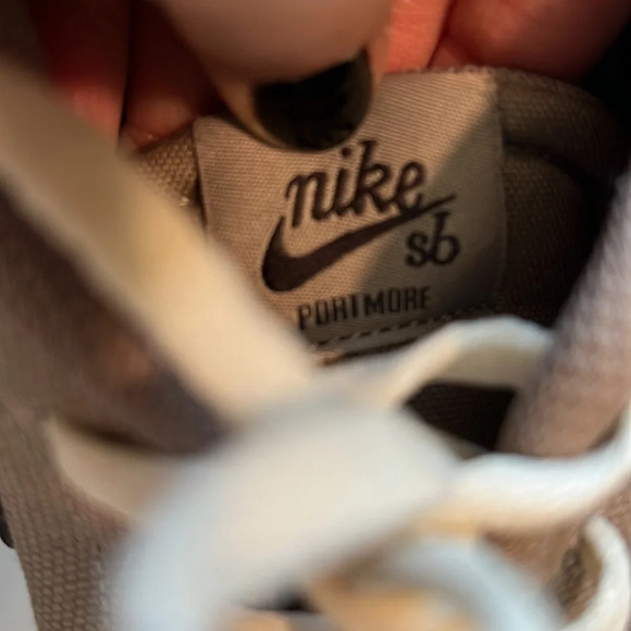 Nike - casual‎ tan canvas tennis shoes, 8, SB portmore